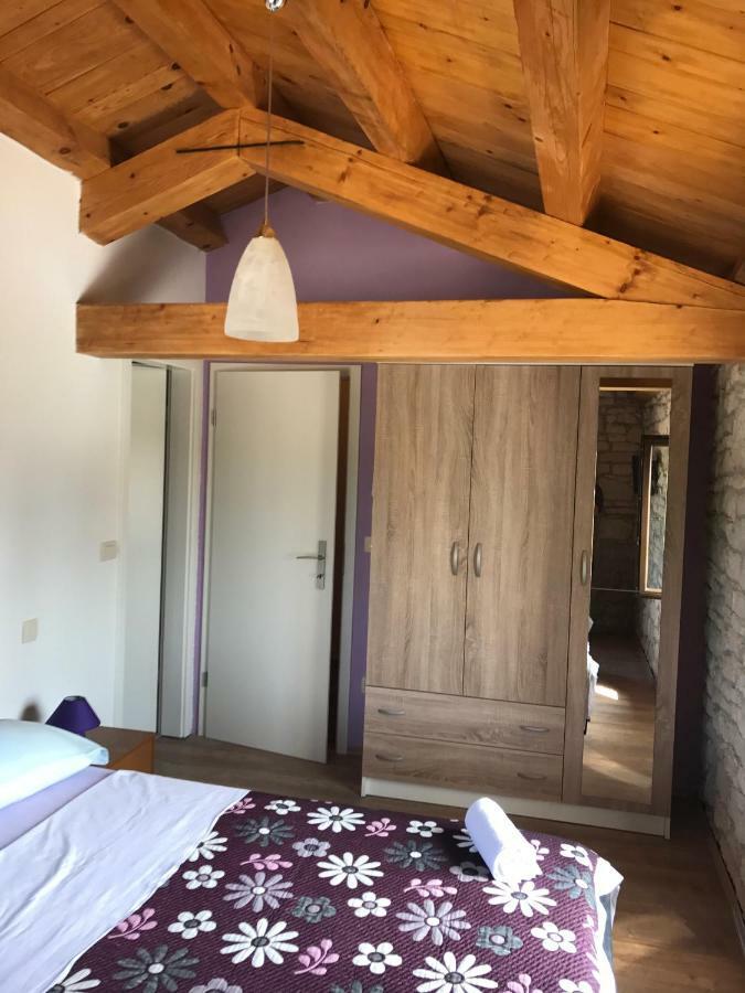 Villa Manovelova Hiza *